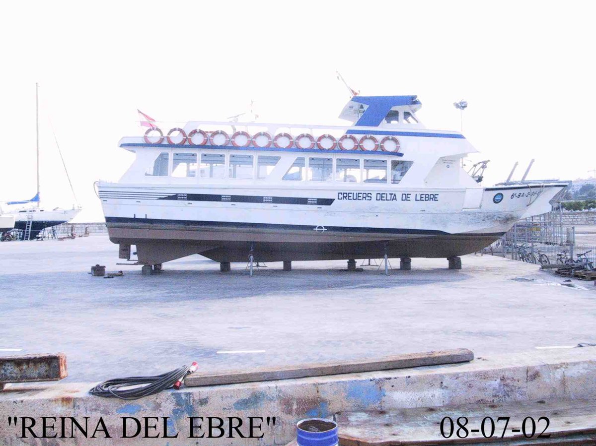 Imagen de Capitol 8 - 2003